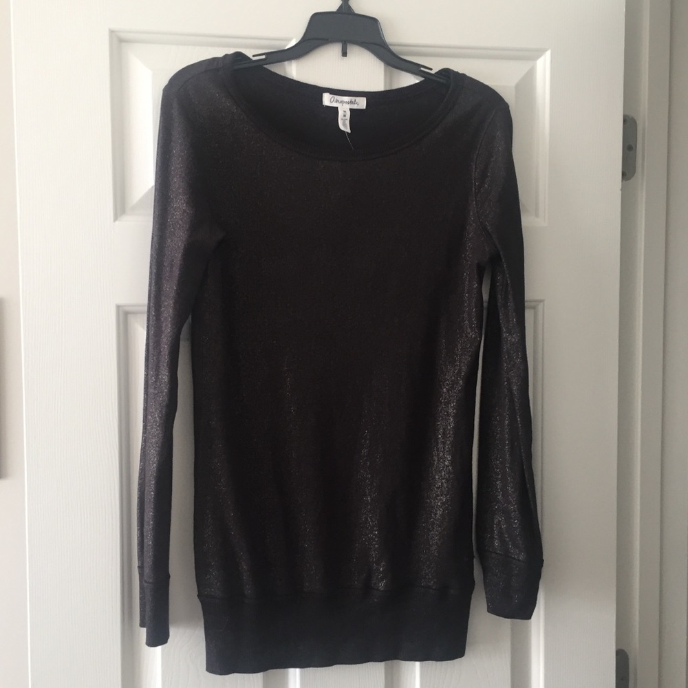 NWT black tunic with glitter
